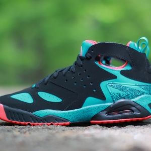 Nike Air Tech Challenge Huarache *New*